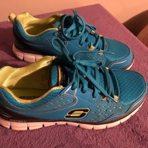 Skechers Women's Tennis Shoes Sz 8 1/2